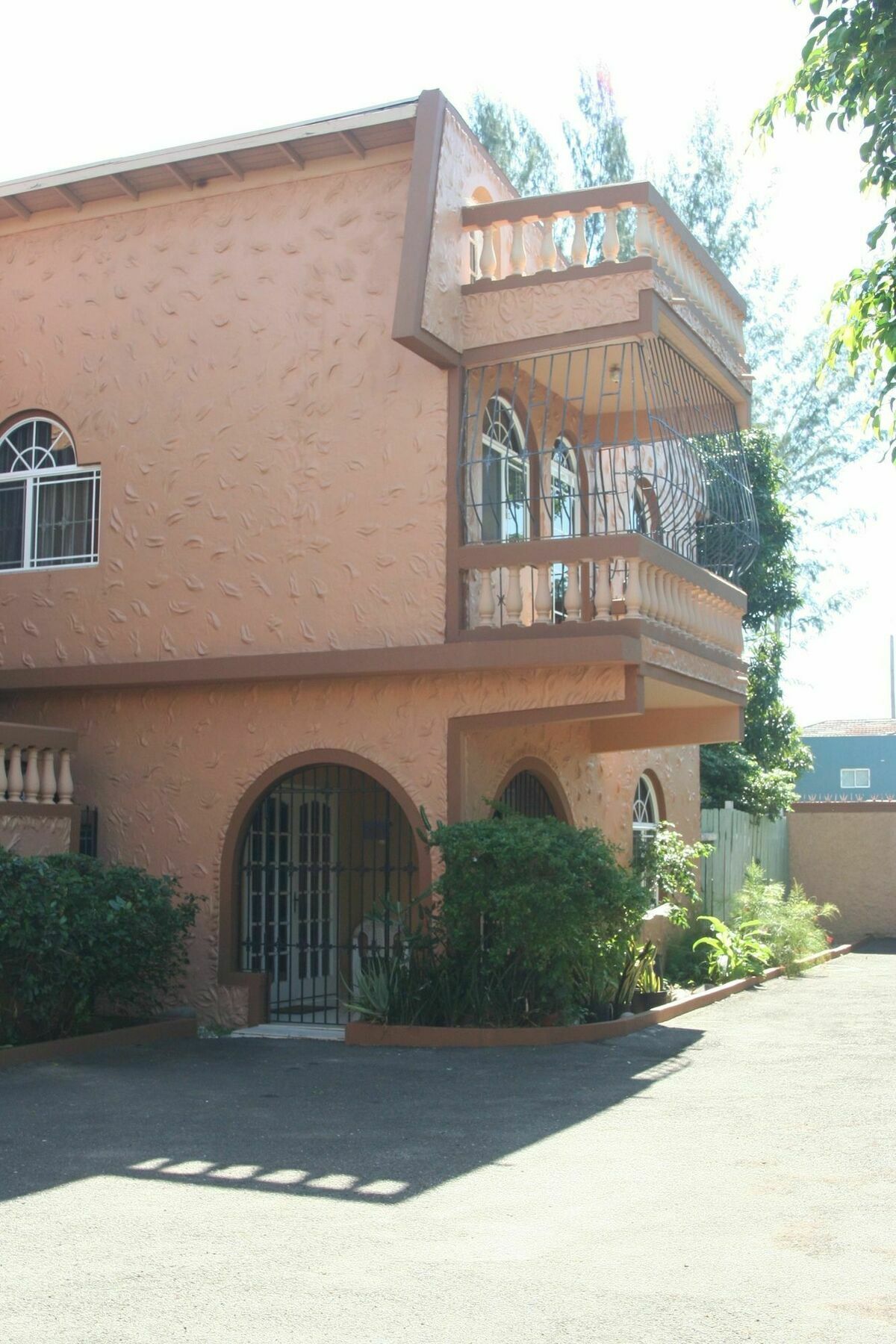 Cozy Apartment كينغستون المظهر الخارجي الصورة